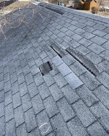 Signs-your-roof-is-leaking-3